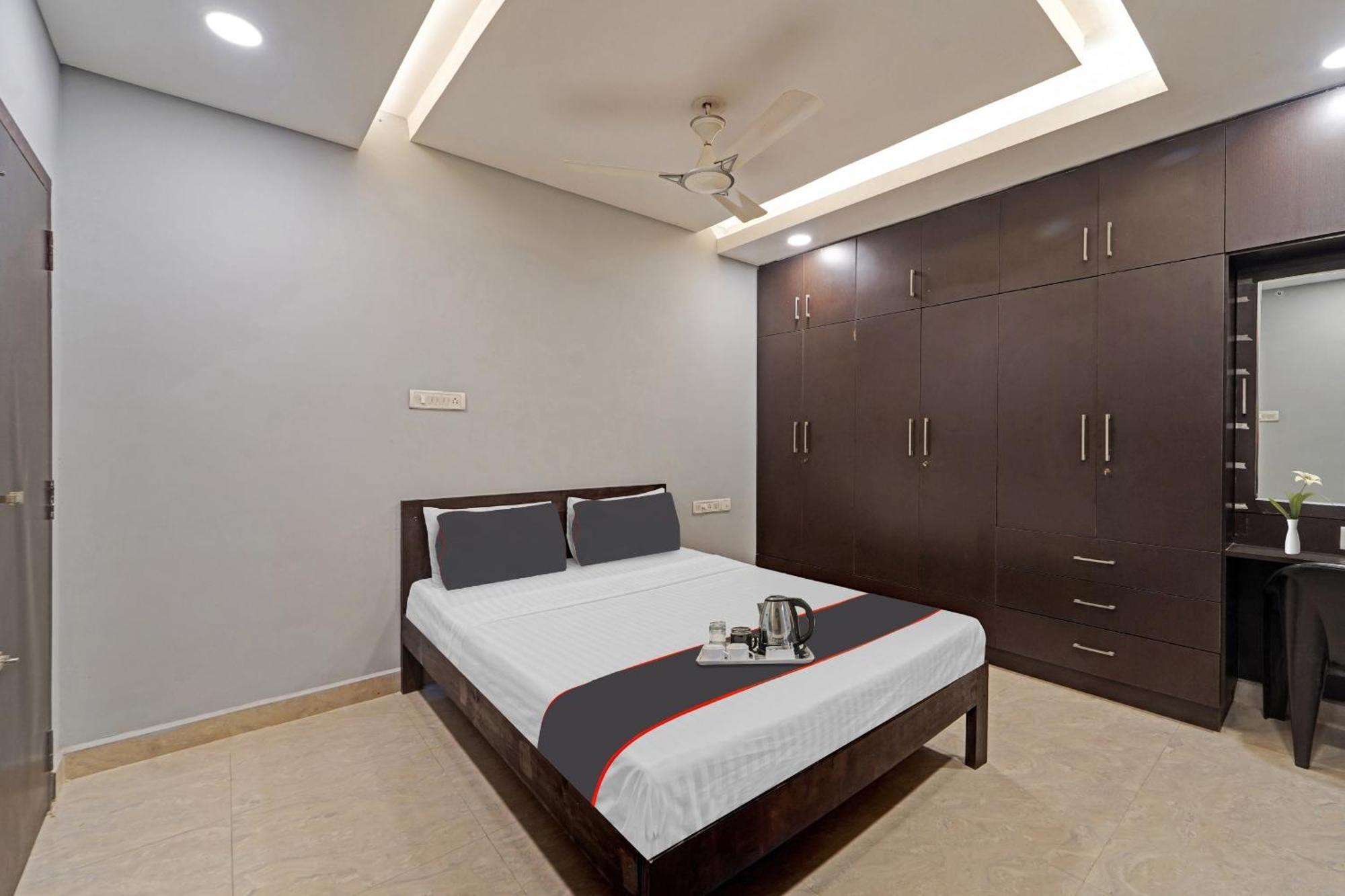 Hotel O J2 Service Apartment Chennai Exterior foto